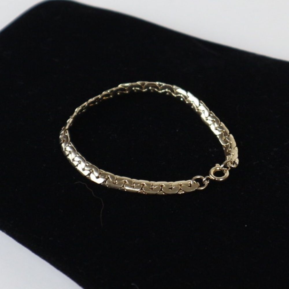 Vintage Gold Herringbone-Link Metallic Bracelet 7"